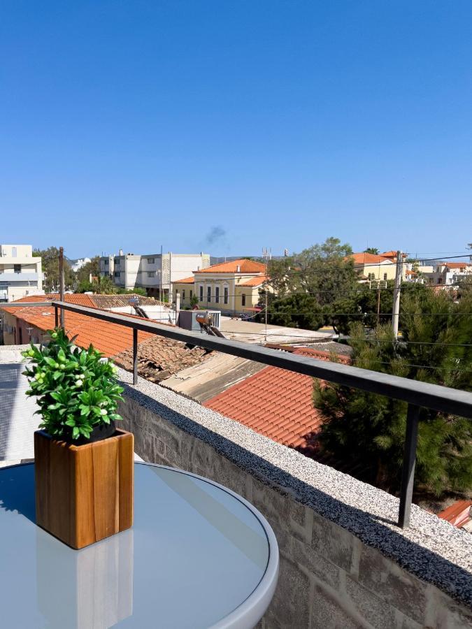 Nj Apartments Lavrion Exterior photo
