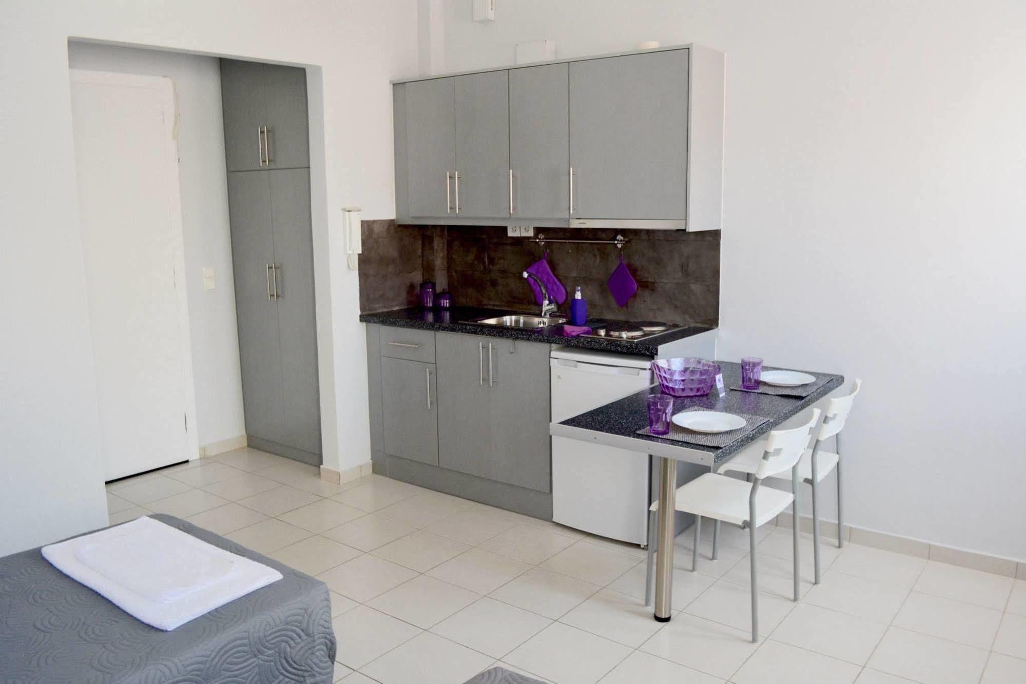 Nj Apartments Lavrion Exterior photo